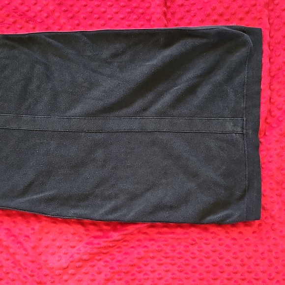 BCBGMAXAZRIA Dress Black Large ribbed high neck fabric is magic - Picture 4 of 6